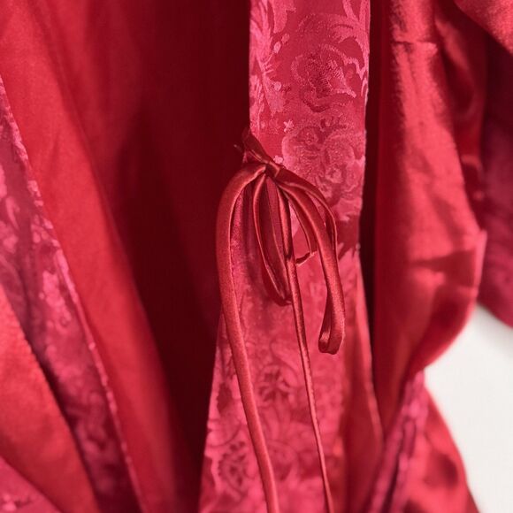 Victorias Secret Robe Womens One Size Red Satin Jacquard Floral Kimono Belted - Picture 9 of 10
